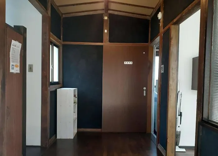 【小山駅徒歩7分】みんなで宅飲み！貸切一軒家ニシグチノイエ Wifi有、銭湯近く