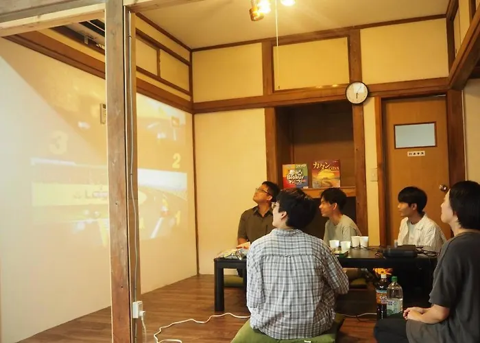 【小山駅徒歩7分】みんなで宅飲み！貸切一軒家ニシグチノイエ Wifi有、銭湯近く
